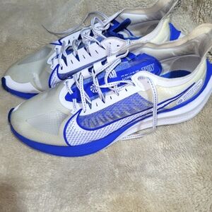 NIKE ZOOM GRAVITY MEN SHOES